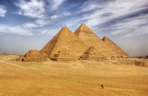 pyramids of giza Search